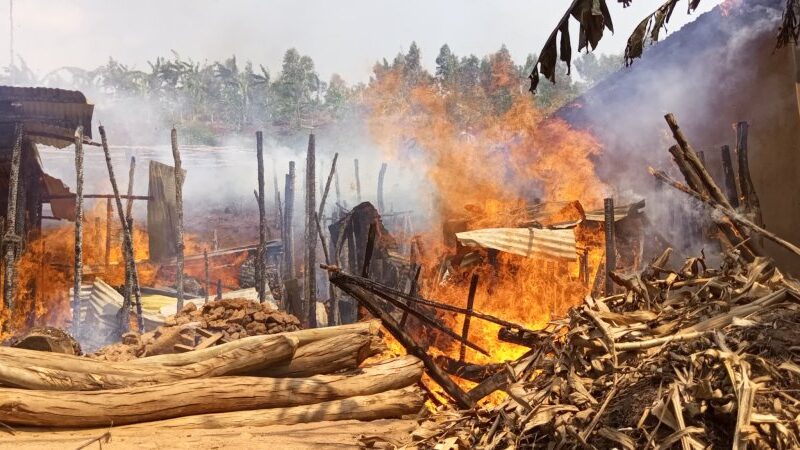 Inzu ya Nsengiyumva Elias wo mu karere ka Nyamasheke yafashwe n’inkongi irashya irakongoka