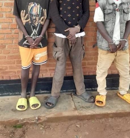 Gasabo-Jali: Polisi yafashe abakekwaho ubajura bategaga abantu bakabambura ndetse bakanabakomeretsa
