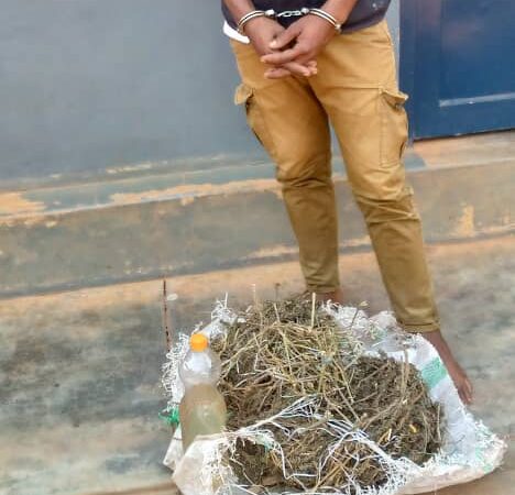 ‎GASABO: Polisi yafashe abantu babiri bacuruza urumogi n’ibindi bikresho byibwe