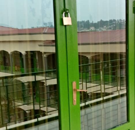COPCOM: Abanyamuryango barasaba inzego z’umutekano gutegeka uwahoze ayiyobora gusubiza ibirango n’ibikoresho by’ikigo