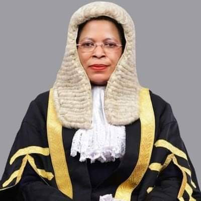 Inkuru Ibabaje: Uwahoze Ayobora Inteko Ishinga Amategeko ya Uganda, Anita Annet Among, Avugwaho Kuremba