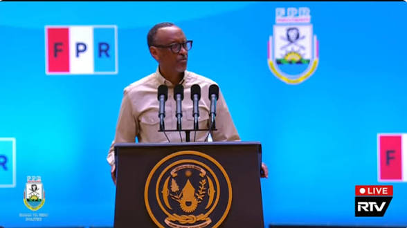 Nimufata Kigali, nta muntu wanyu muzayisangamo” — Perezida Kagame yavuze uko yabwiwe ayo magambo mbere yo gufungirwa i Paris mu 1991