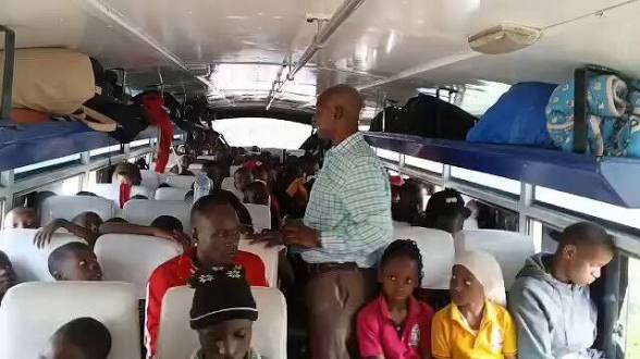 Uganda:Nyuma y’impanuka yahitanye abarenga 20, umushoferi yasize Bus yuzuye abanyeshuri aratoroka