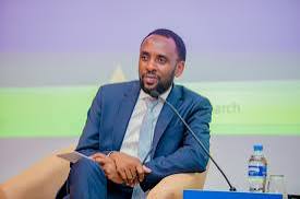 Iyo ubutunzi bujyanye n’ubumuntu: Urugero rwa Sadate Munyakazi